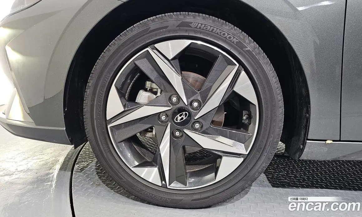 Hyundai Avante 2022 1.6 автомат (гидро), фото 5 Hyundai Avante 2022 1.6 автомат (гидро), фото 5