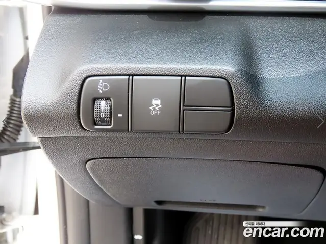 Hyundai Avante 2023 1.6 автомат (гидро), миниатюра 12