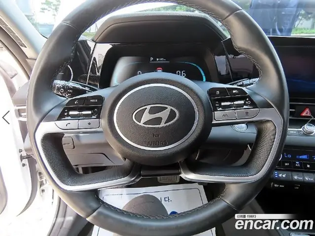 Hyundai Avante 2023 1.6 автомат (гидро), миниатюра 8 Hyundai Avante 2023 1.6 автомат (гидро), миниатюра 8