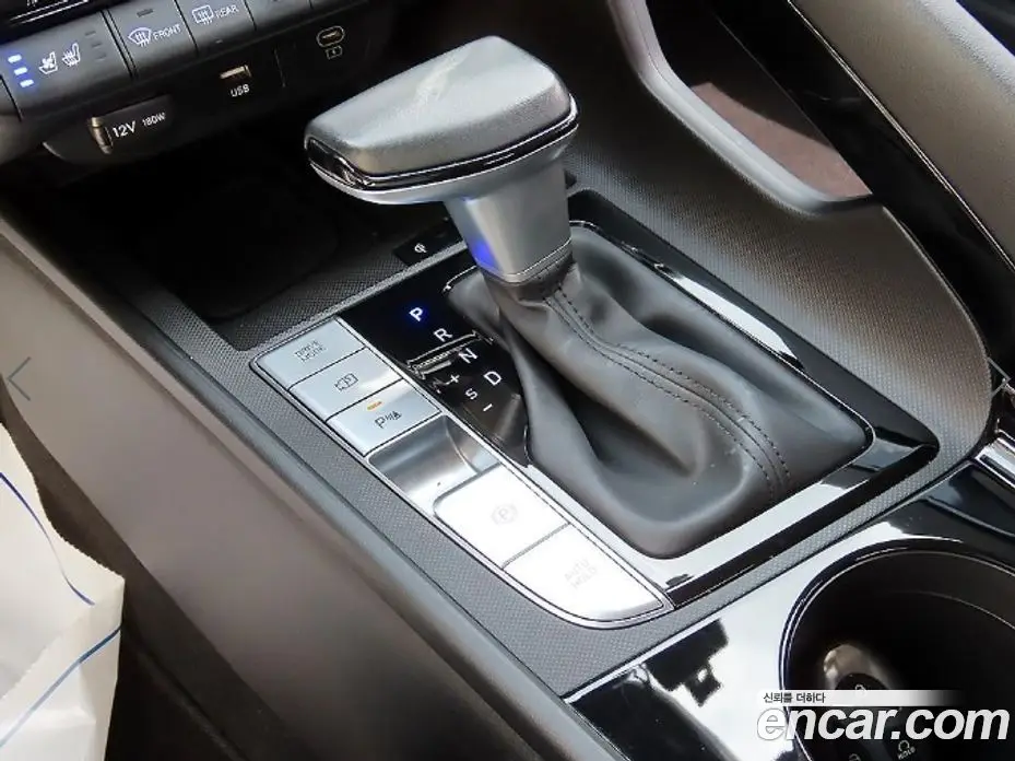 Hyundai Avante 2023 1.6 автомат (гидро), фото 10 Hyundai Avante 2023 1.6 автомат (гидро), фото 10