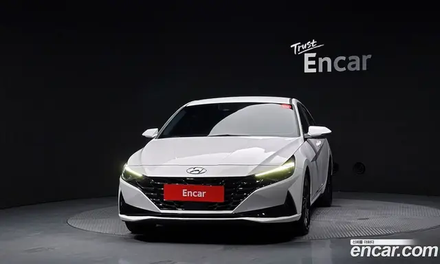 Hyundai Avante 2023 1.6 автомат (гидро), миниатюра 3