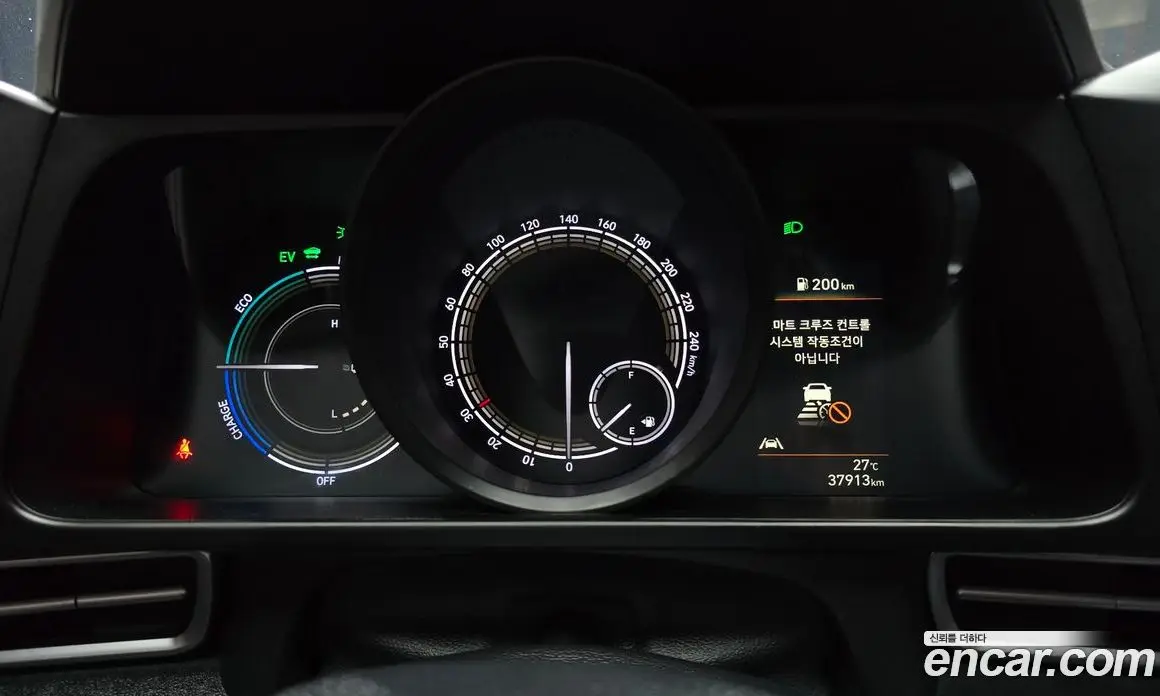 Hyundai Avante 2023 1.6 автомат (гидро), фото 8