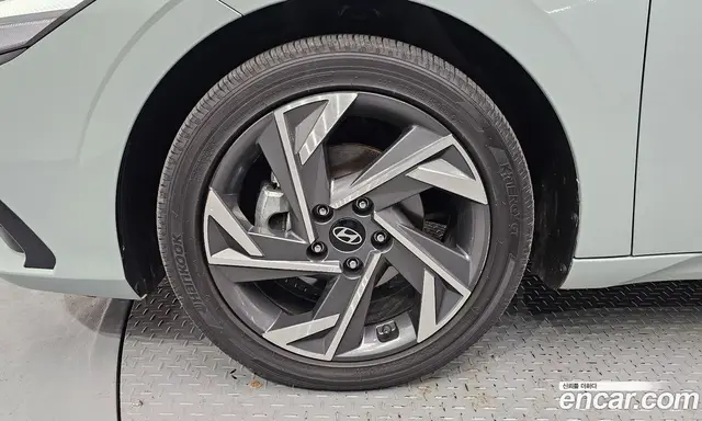 Hyundai Avante 2024 1.6 автомат (гидро), миниатюра 5 Hyundai Avante 2024 1.6 автомат (гидро), миниатюра 5