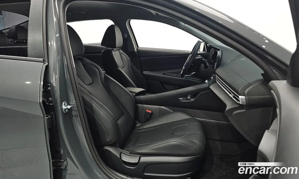 Hyundai Avante 2026 1.6 автомат (гидро), фото 13 Hyundai Avante 2026 1.6 автомат (гидро), фото 13