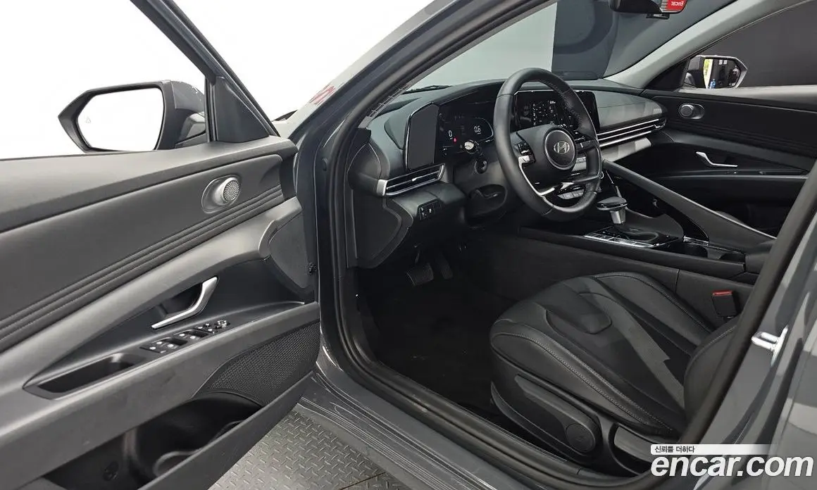 Hyundai Avante 2026 1.6 автомат (гидро), фото 17 Hyundai Avante 2026 1.6 автомат (гидро), фото 17