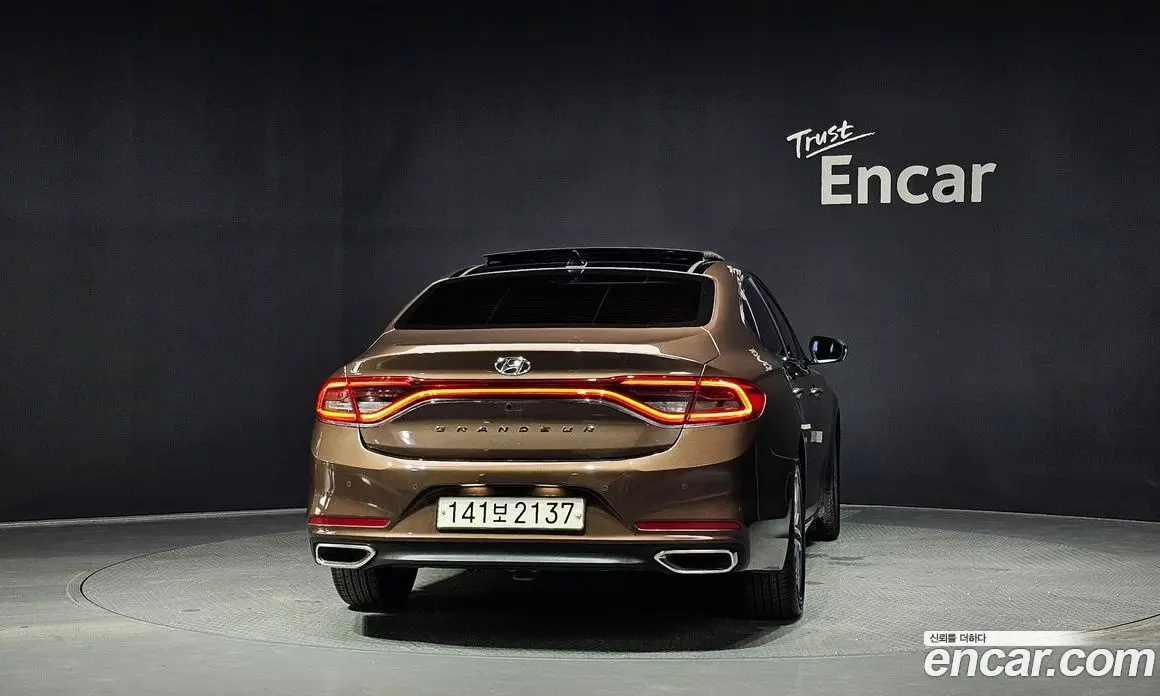 Hyundai Grandeur 2019 2.4 автомат (гидро), фото 4 Hyundai Grandeur 2019 2.4 автомат (гидро), фото 4