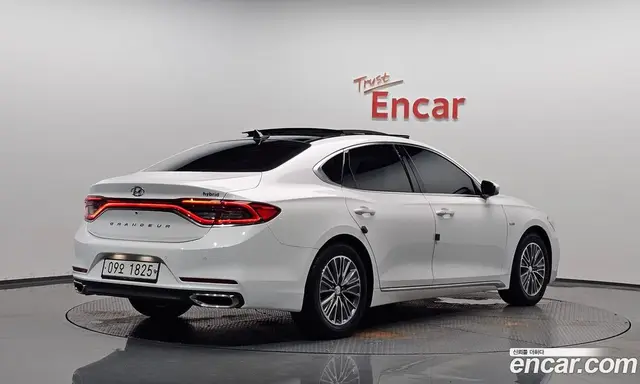 Hyundai Grandeur 2019 2.4 автомат (гидро), миниатюра 1 Hyundai Grandeur 2019 2.4 автомат (гидро), миниатюра 1