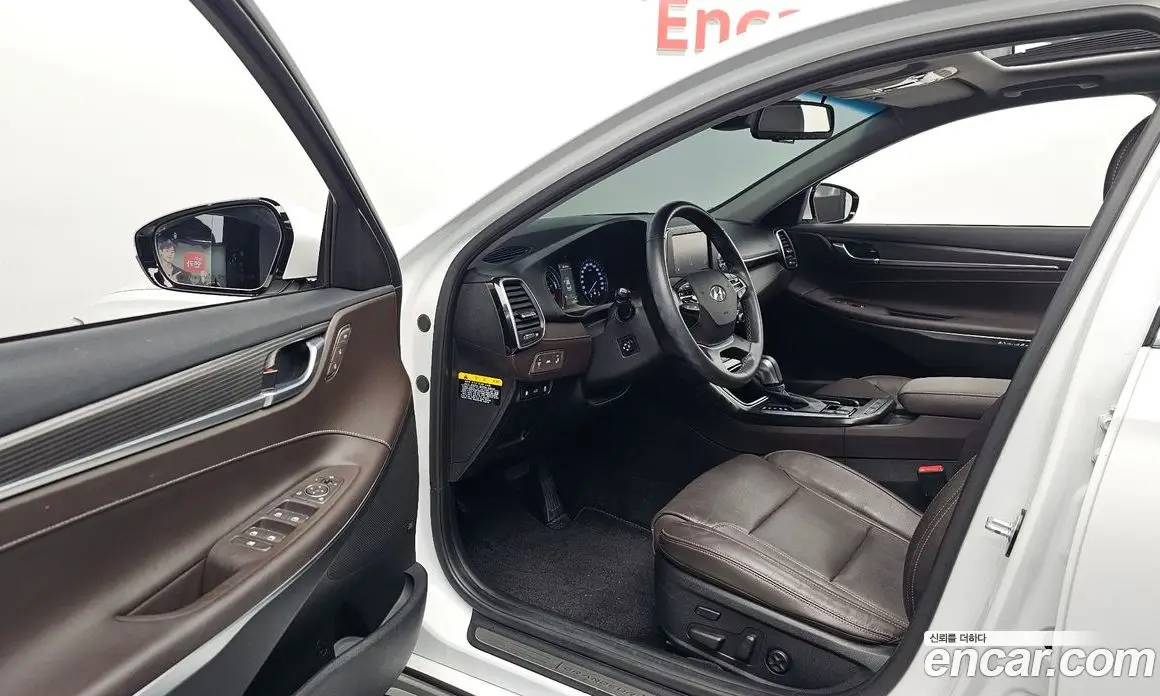 Hyundai Grandeur 2019 2.4 автомат (гидро), фото 12 Hyundai Grandeur 2019 2.4 автомат (гидро), фото 12