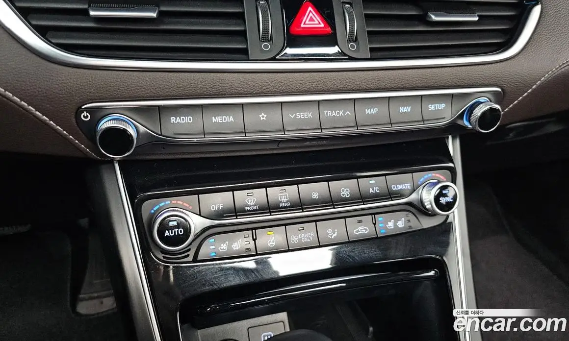 Hyundai Grandeur 2019 2.4 автомат (гидро), фото 24 Hyundai Grandeur 2019 2.4 автомат (гидро), фото 24