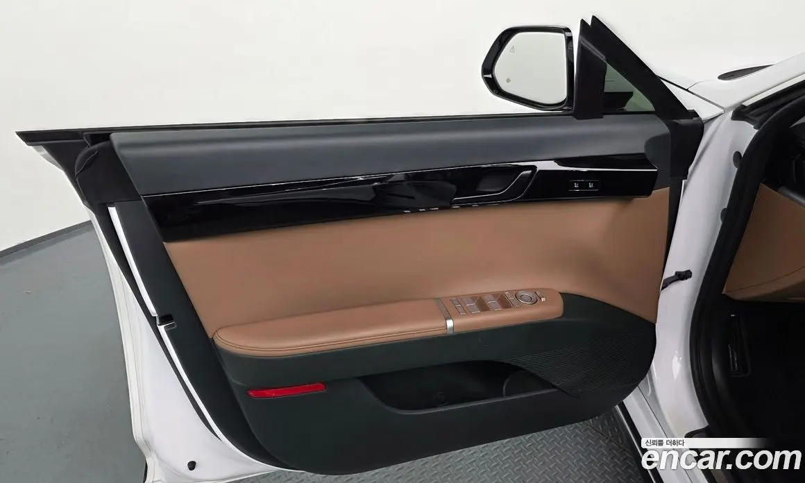 Hyundai Grandeur 2025 1.6 автомат (гидро), фото 14 Hyundai Grandeur 2025 1.6 автомат (гидро), фото 14