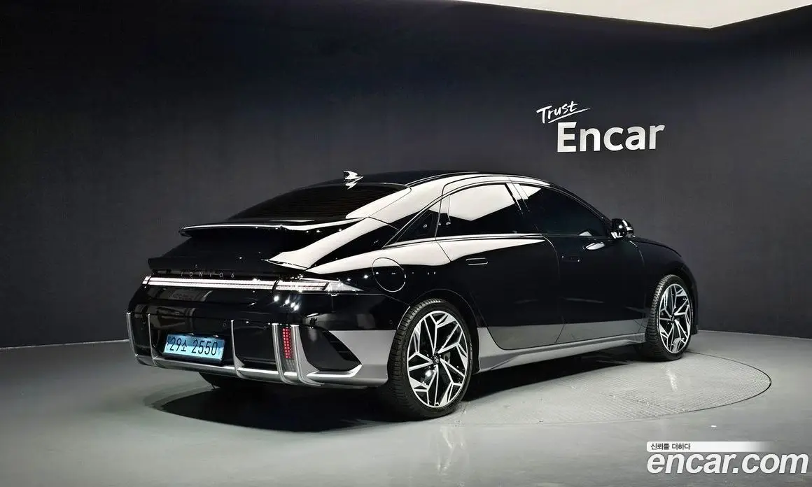 Hyundai Ioniq 6 2023 0.1 автомат (гидро), фото 1 Hyundai Ioniq 6 2023 0.1 автомат (гидро), фото 1