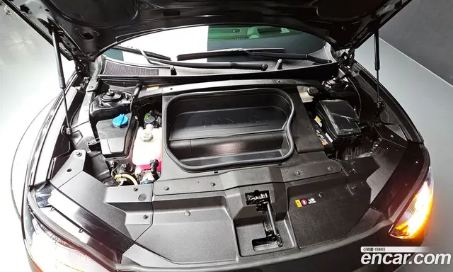 Hyundai Ioniq 6 2023 0.1 автомат (гидро), миниатюра 5 Hyundai Ioniq 6 2023 0.1 автомат (гидро), миниатюра 5
