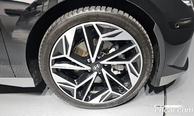 Hyundai Ioniq 6 2023 0.1 автомат (гидро), миниатюра 6 Hyundai Ioniq 6 2023 0.1 автомат (гидро), миниатюра 6