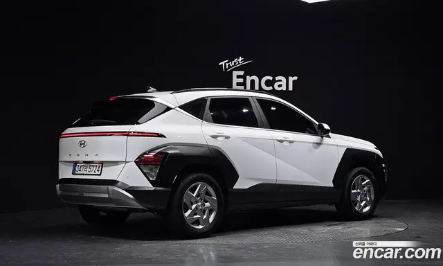 Hyundai Kona 2023 1.6 автомат (гидро), миниатюра 2