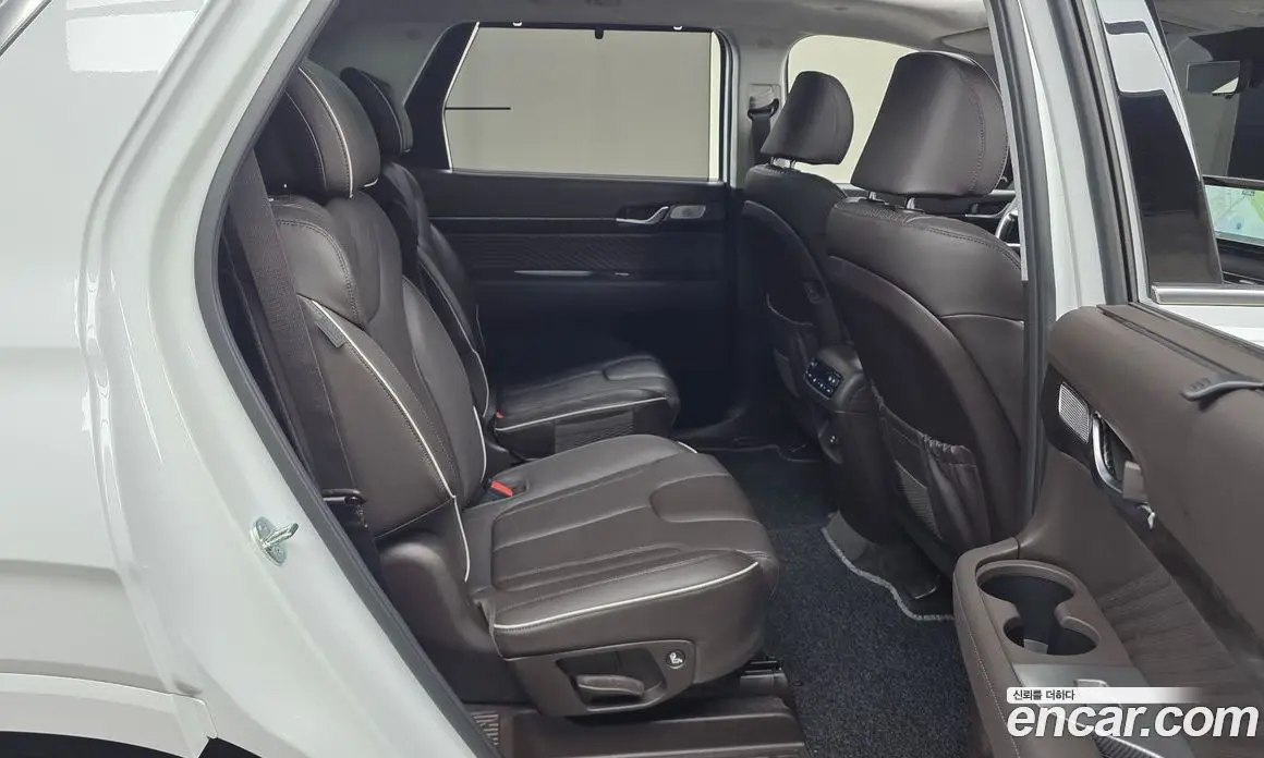 Hyundai Palisade 2023 3.8 автомат (гидро), фото 16