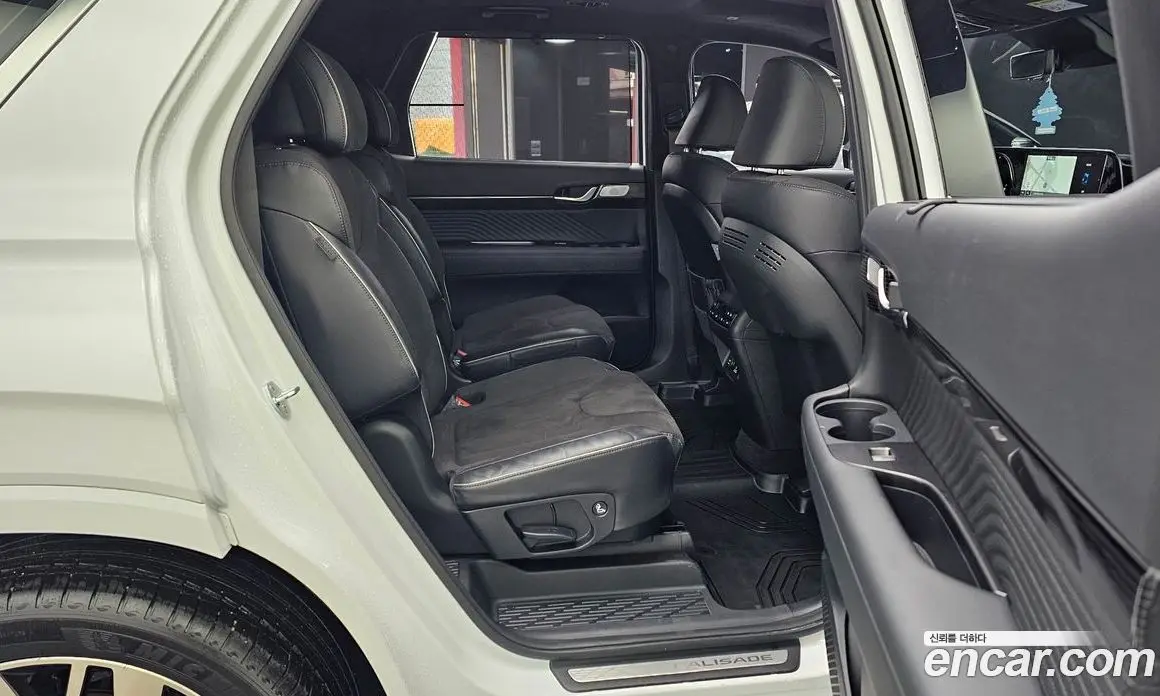 Hyundai Palisade 2023 3.8 автомат (гидро), фото 17
