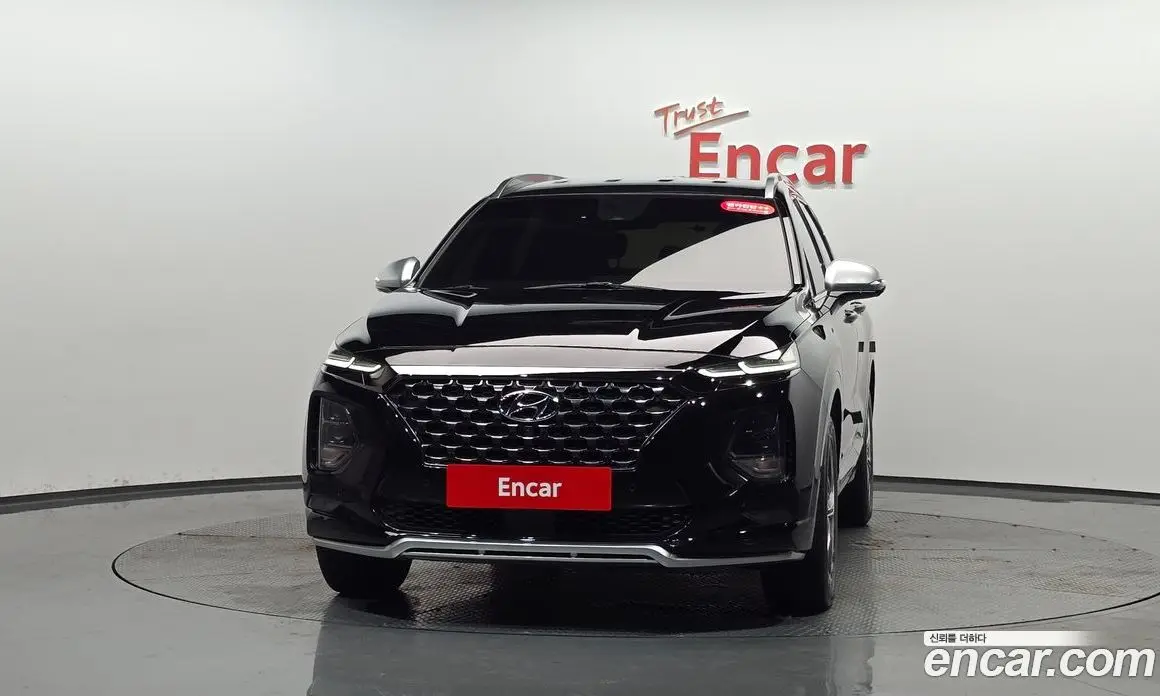 Hyundai Santa Fe 2018 2.2 автомат (гидро), фото 2 Hyundai Santa Fe 2018 2.2 автомат (гидро), фото 2