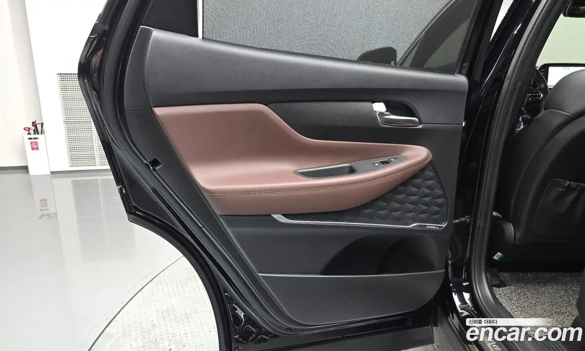 Hyundai Santa Fe 2018 2.2 автомат (гидро), фото 14 Hyundai Santa Fe 2018 2.2 автомат (гидро), фото 14
