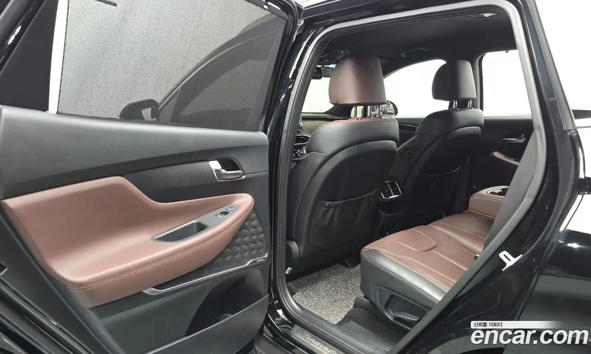 Hyundai Santa Fe 2018 2.2 автомат (гидро), фото 16 Hyundai Santa Fe 2018 2.2 автомат (гидро), фото 16