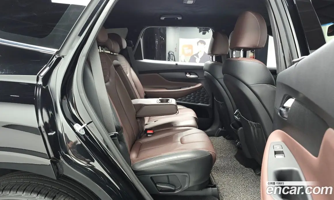 Hyundai Santa Fe 2018 2.2 автомат (гидро), фото 17 Hyundai Santa Fe 2018 2.2 автомат (гидро), фото 17