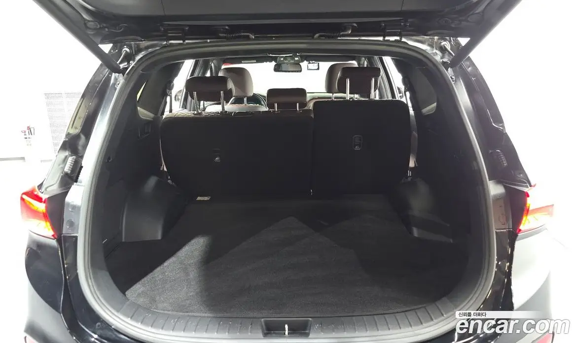 Hyundai Santa Fe 2018 2.2 автомат (гидро), фото 22 Hyundai Santa Fe 2018 2.2 автомат (гидро), фото 22