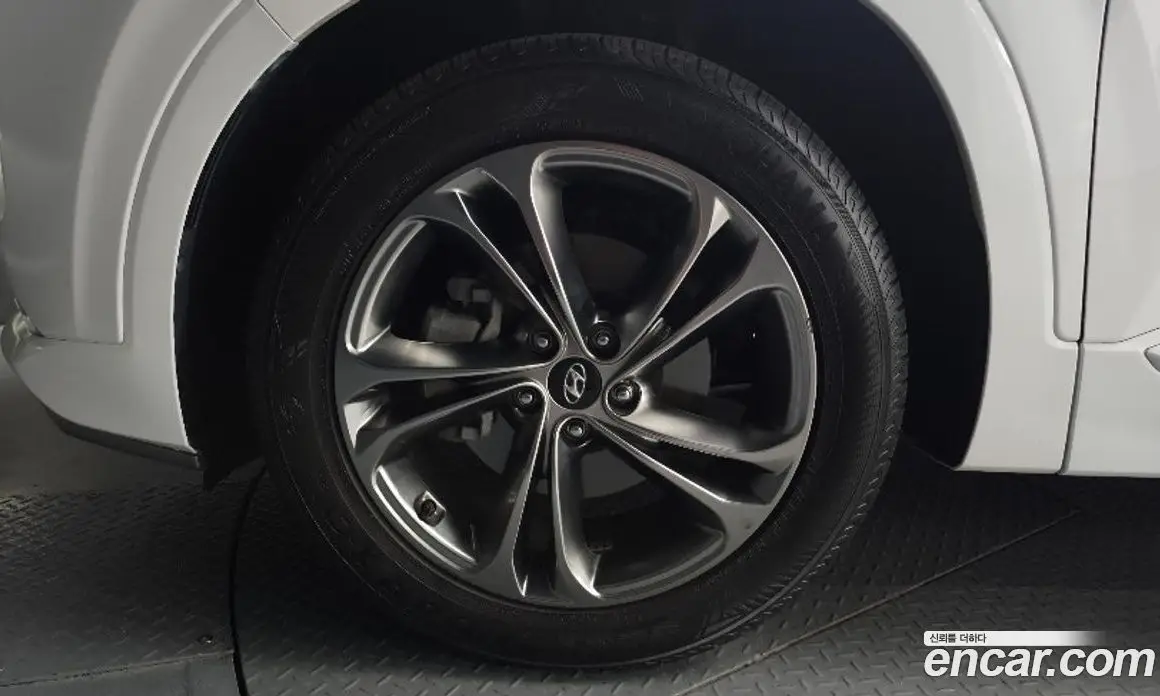 Hyundai Santa Fe 2020 2.0 автомат (гидро), фото 5 Hyundai Santa Fe 2020 2.0 автомат (гидро), фото 5