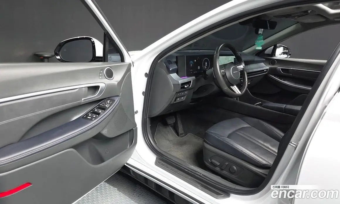 Hyundai Sonata 2023 2.0 автомат (гидро), фото 13 Hyundai Sonata 2023 2.0 автомат (гидро), фото 13