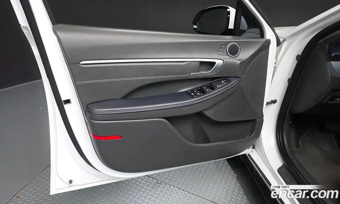 Hyundai Sonata 2023 2.0 автомат (гидро), фото 14 Hyundai Sonata 2023 2.0 автомат (гидро), фото 14