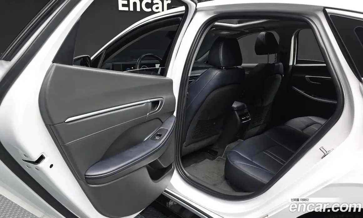 Hyundai Sonata 2023 2.0 автомат (гидро), фото 16 Hyundai Sonata 2023 2.0 автомат (гидро), фото 16