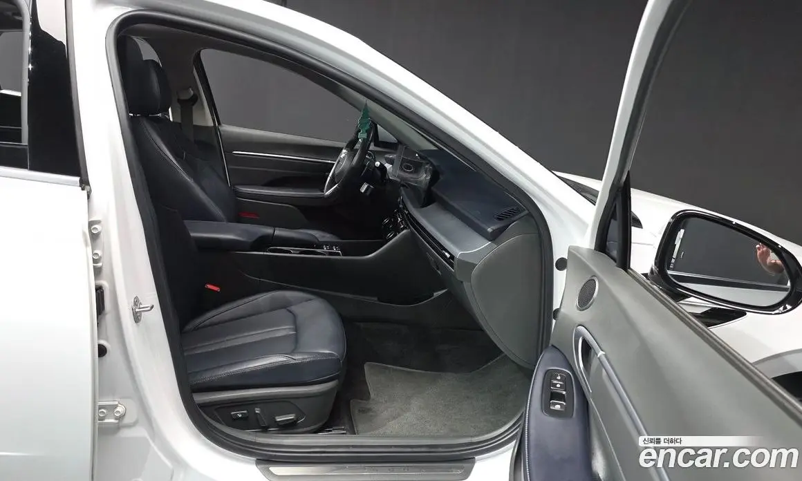 Hyundai Sonata 2023 2.0 автомат (гидро), фото 17 Hyundai Sonata 2023 2.0 автомат (гидро), фото 17