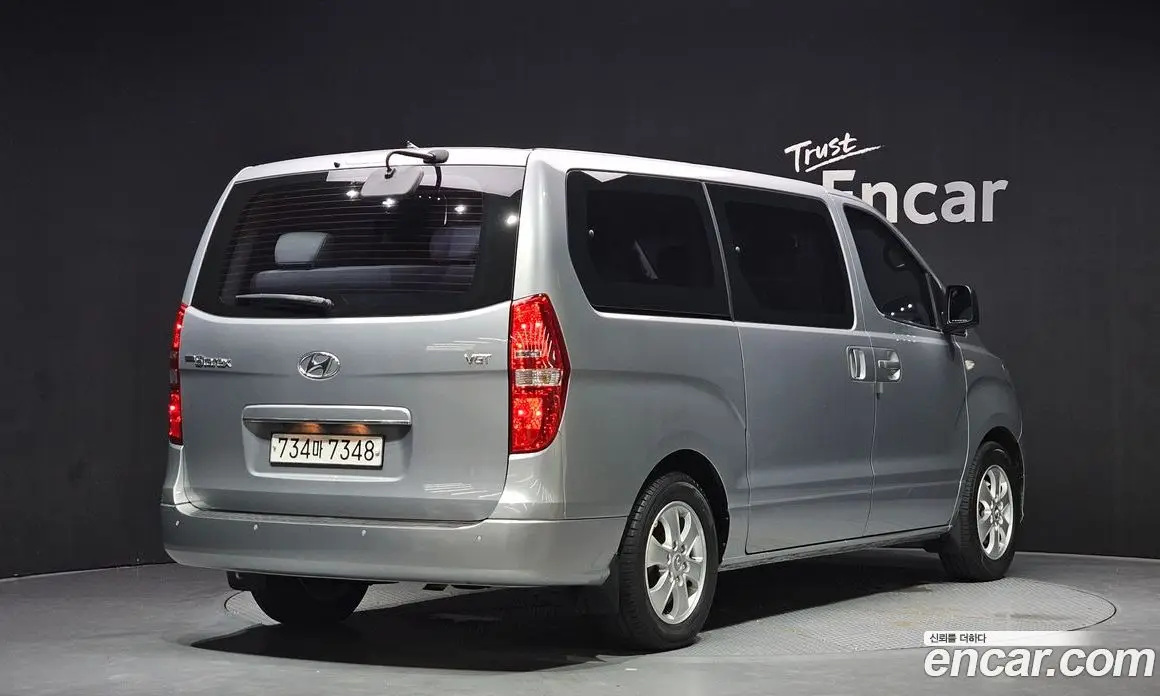 Hyundai Starex 2018 2.5 автомат (гидро), фото 2 Hyundai Starex 2018 2.5 автомат (гидро), фото 2