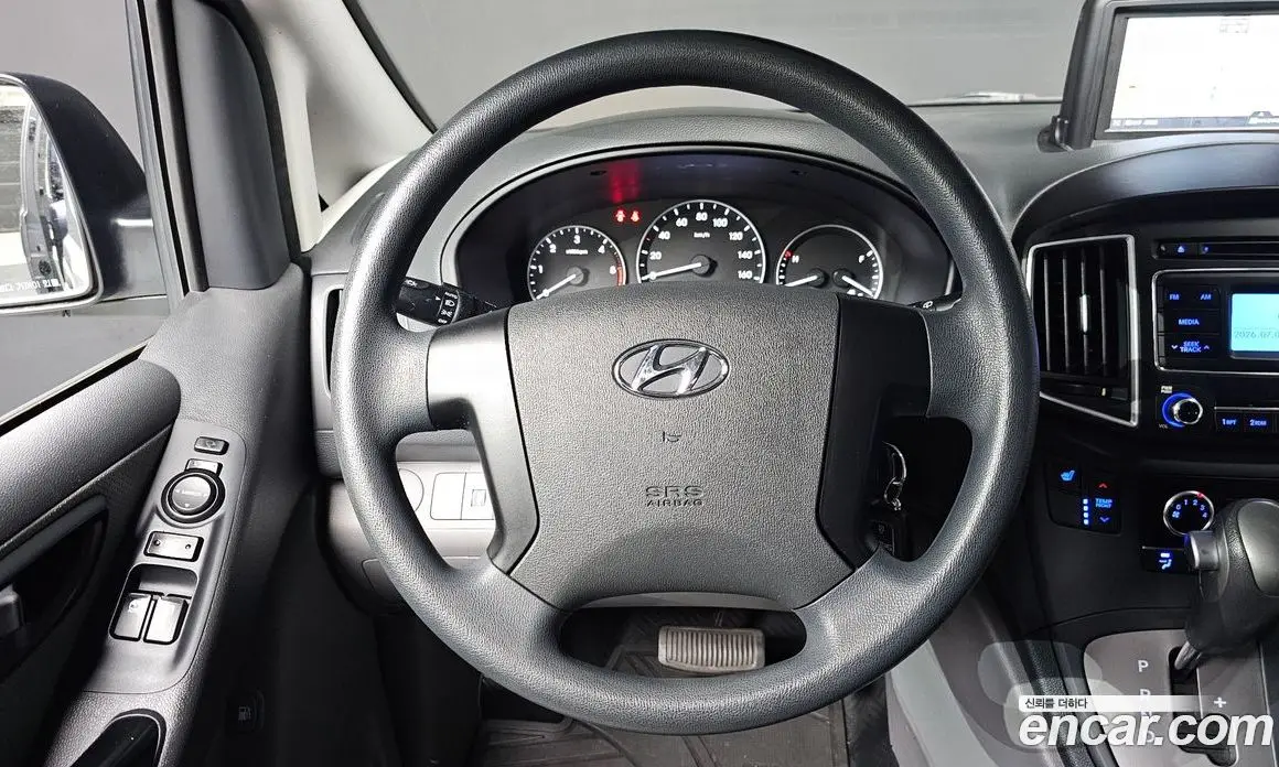 Hyundai Starex 2018 2.5 автомат (гидро), фото 14 Hyundai Starex 2018 2.5 автомат (гидро), фото 14