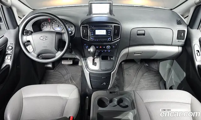 Hyundai Starex 2018 2.5 автомат (гидро), миниатюра 7 Hyundai Starex 2018 2.5 автомат (гидро), миниатюра 7