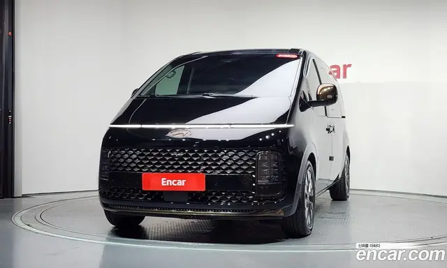 Hyundai Staria 2023 2.2 автомат (гидро), миниатюра 2