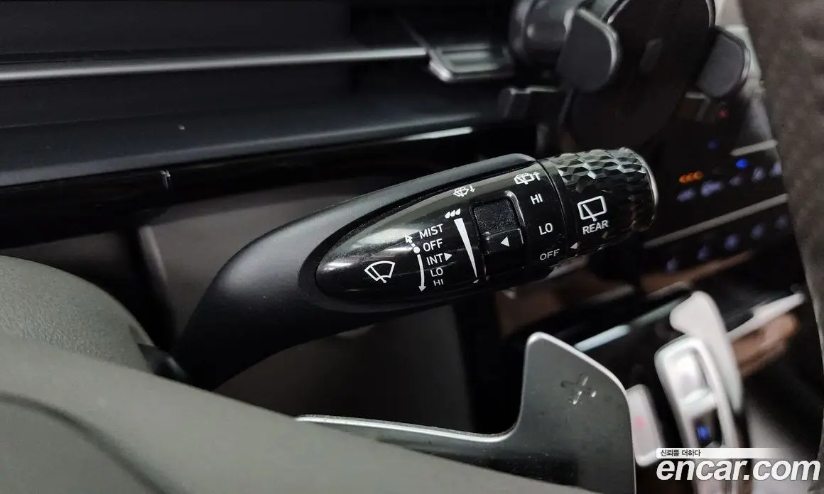 Hyundai Staria 2023 2.2 автомат (гидро), фото 27