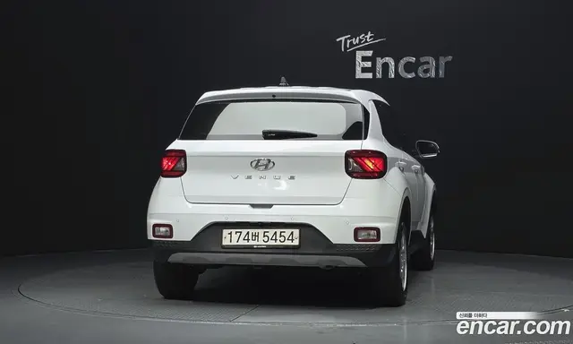Hyundai Venue 2020 1.6 автомат (гидро), миниатюра 4 Hyundai Venue 2020 1.6 автомат (гидро), миниатюра 4