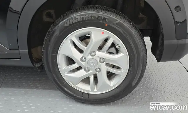 Hyundai Venue 2025 1.6 автомат (гидро), миниатюра 7 Hyundai Venue 2025 1.6 автомат (гидро), миниатюра 7