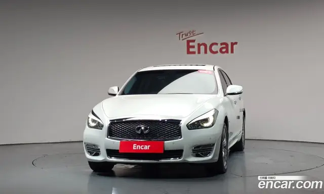 Infiniti Q70 2015 3.7 автомат (гидро), миниатюра 2 Infiniti Q70 2015 3.7 автомат (гидро), миниатюра 2