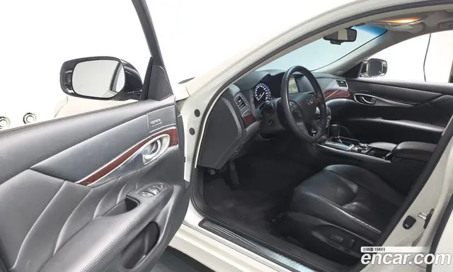 Infiniti Q70 2015 3.7 автомат (гидро), миниатюра 12