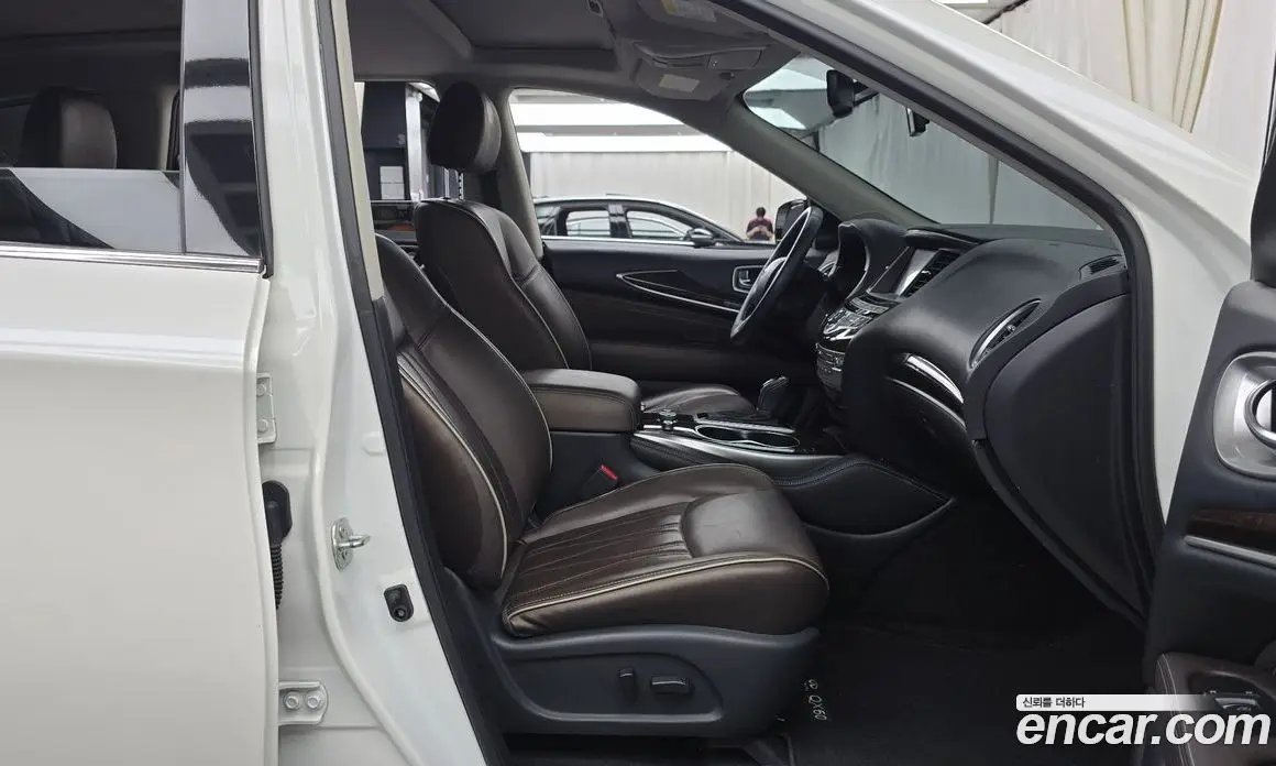 Infiniti QX60 2018 3.5 автомат (гидро), фото 16 Infiniti QX60 2018 3.5 автомат (гидро), фото 16