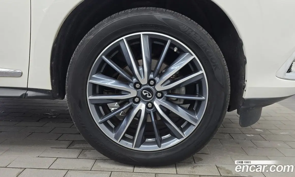 Infiniti QX60 2018 3.5 автомат (гидро), фото 7 Infiniti QX60 2018 3.5 автомат (гидро), фото 7