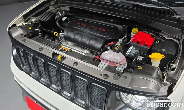 Jeep Renegade 2019 2.4 автомат (гидро), миниатюра 6 Jeep Renegade 2019 2.4 автомат (гидро), миниатюра 6