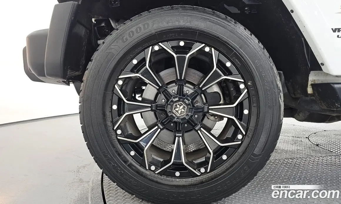 Jeep Wrangler 2017 3.6 автомат (гидро), фото 5 Jeep Wrangler 2017 3.6 автомат (гидро), фото 5
