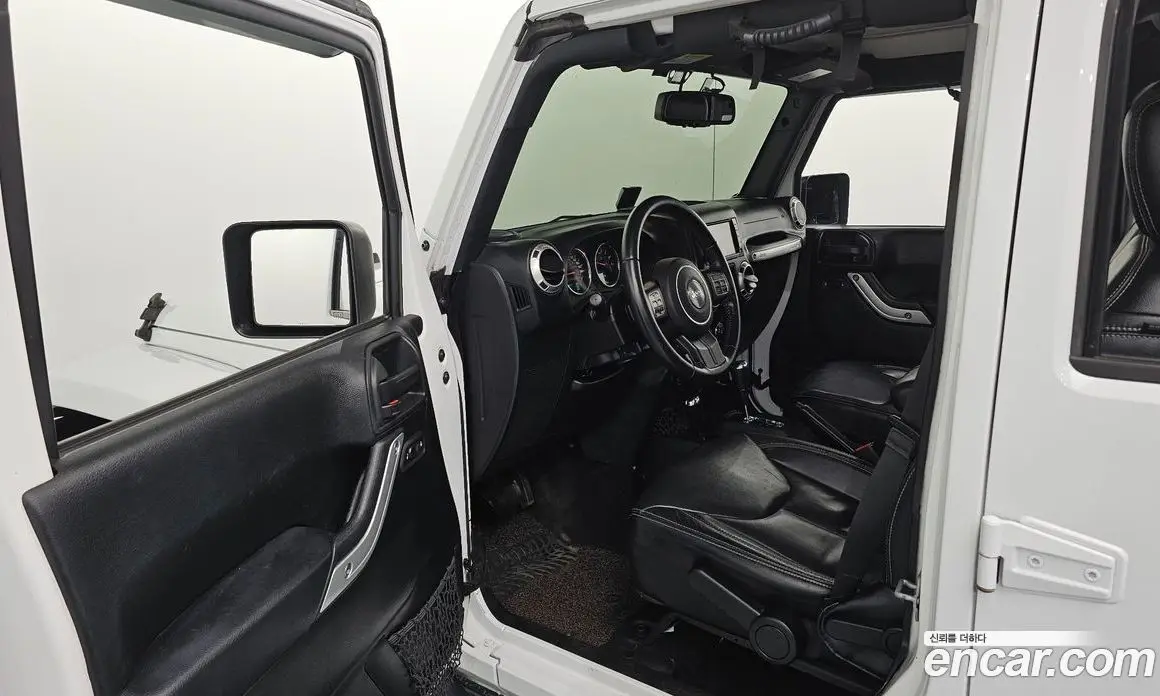 Jeep Wrangler 2017 3.6 автомат (гидро), фото 10 Jeep Wrangler 2017 3.6 автомат (гидро), фото 10