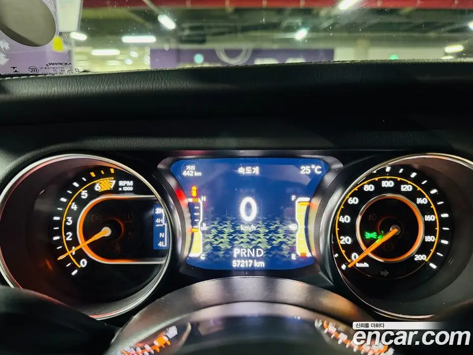 Jeep Wrangler 2021 2.0 автомат (гидро), фото 8 Jeep Wrangler 2021 2.0 автомат (гидро), фото 8