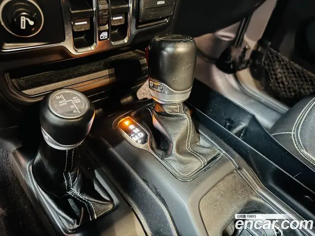 Jeep Wrangler 2021 2.0 автомат (гидро), миниатюра 9 Jeep Wrangler 2021 2.0 автомат (гидро), миниатюра 9