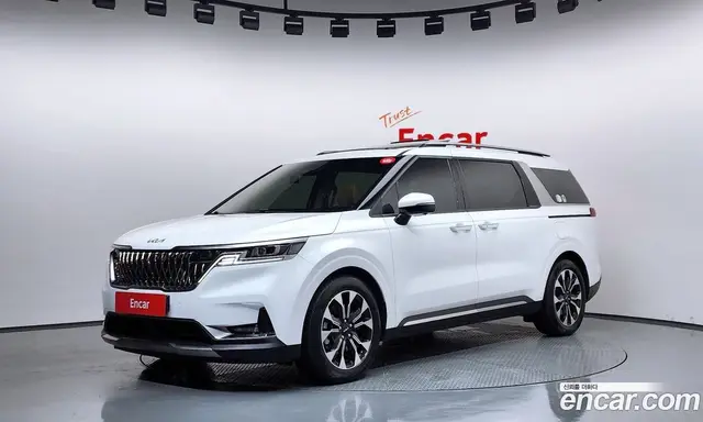 Kia Carnival 2022 3.5 автомат (гидро), миниатюра 1 Kia Carnival 2022 3.5 автомат (гидро), миниатюра 1