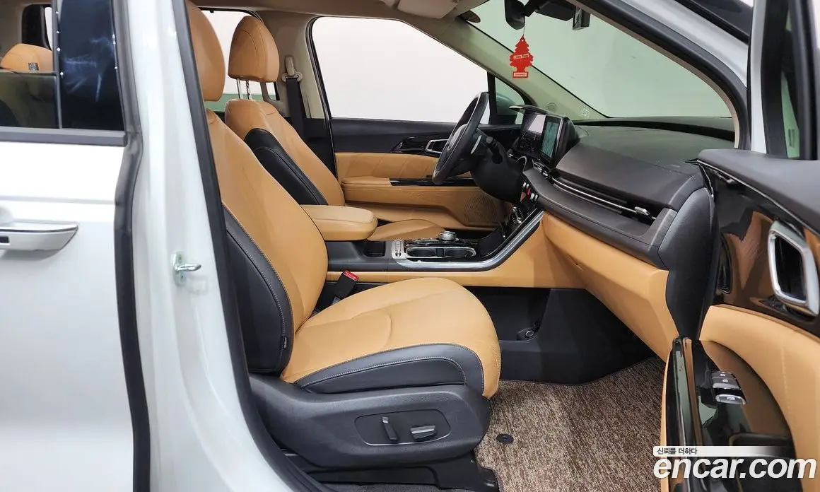 Kia Carnival 2022 3.5 автомат (гидро), фото 16 Kia Carnival 2022 3.5 автомат (гидро), фото 16