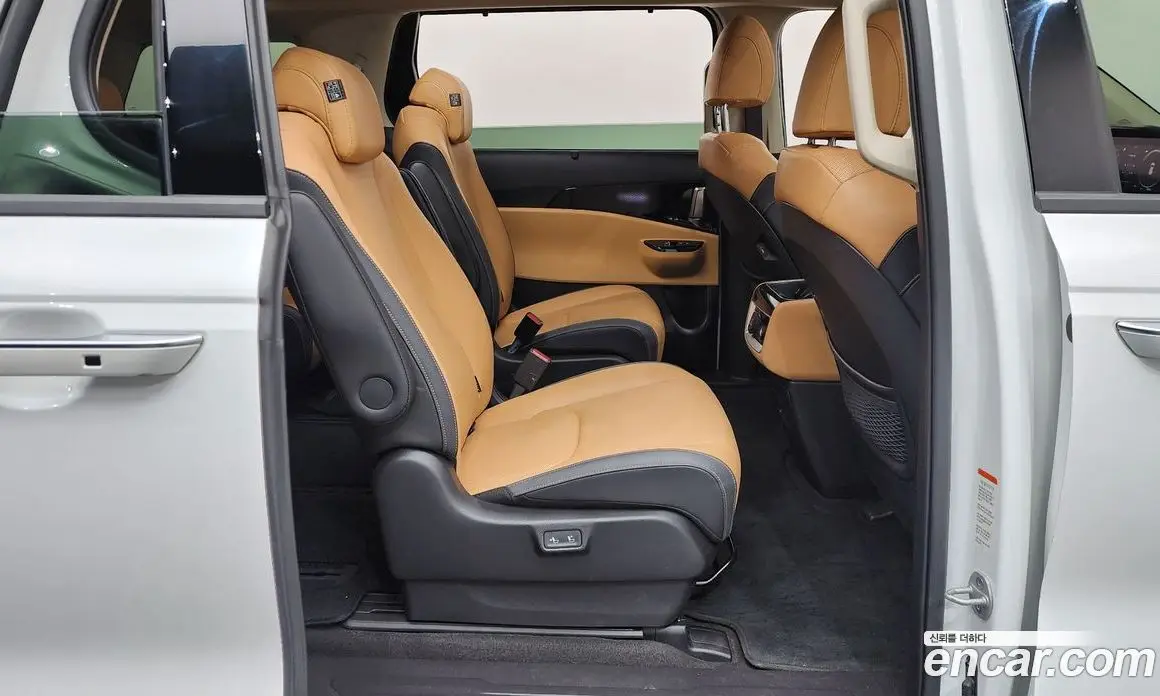 Kia Carnival 2022 3.5 автомат (гидро), фото 17 Kia Carnival 2022 3.5 автомат (гидро), фото 17