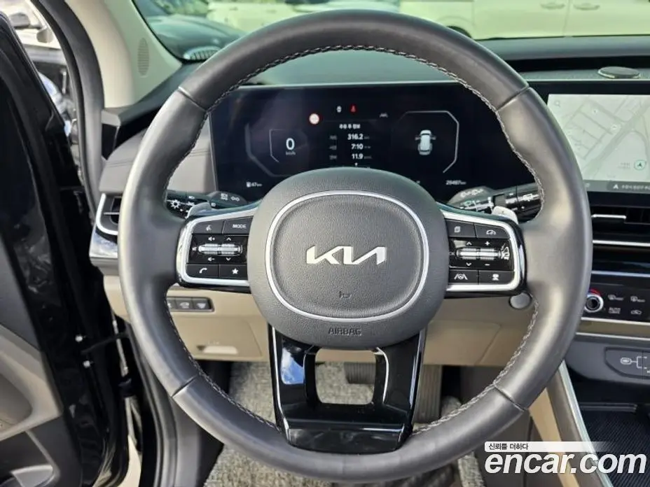 Kia Carnival 2024 2.2 автомат (гидро), фото 4 Kia Carnival 2024 2.2 автомат (гидро), фото 4
